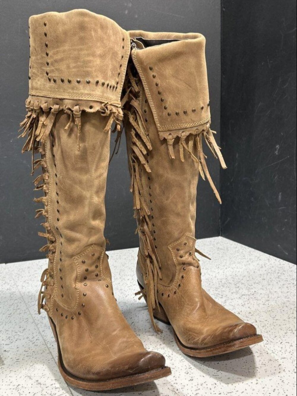 Liberty BLACK TAN